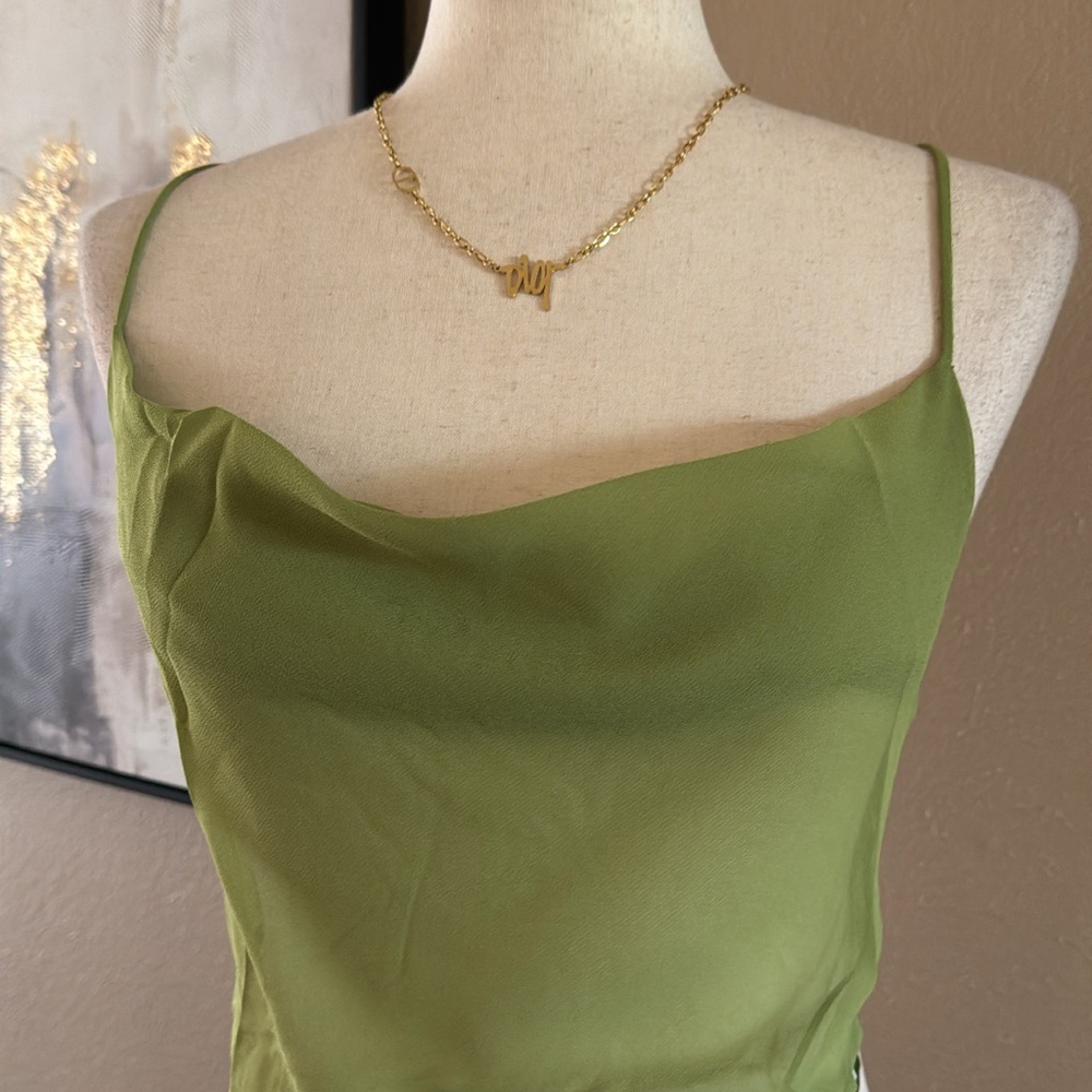 Chic Lime Green Sheer Blouse Set - Picture 8 of 14